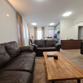 APARTMAN011